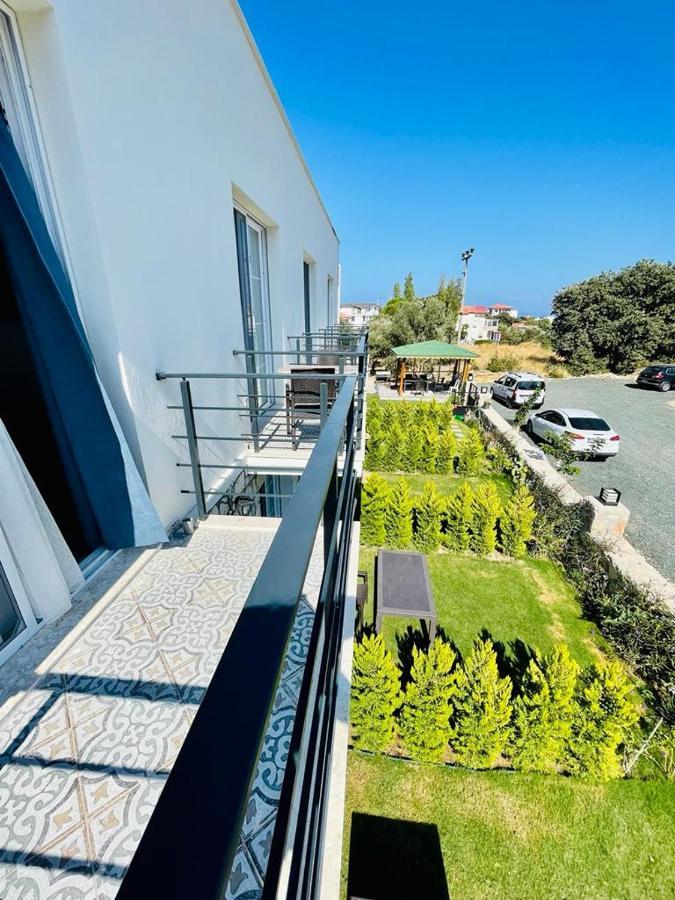 Merlin Apart Otel Karaburun  Eksteriør bilde